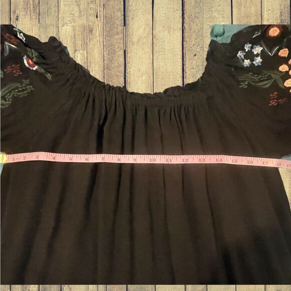 Urge off shoulder embroidered tunic dress. - Picture 7 of 9